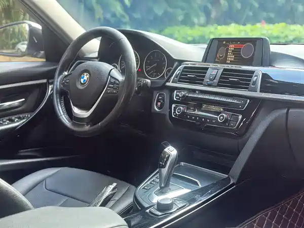 BMW 3 Series 2017
