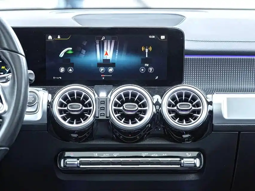 Mercedes-Benz GLB 2023