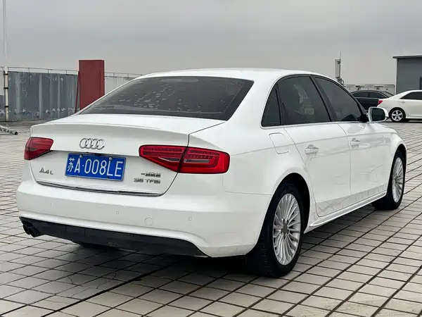 Audi A4L 2016