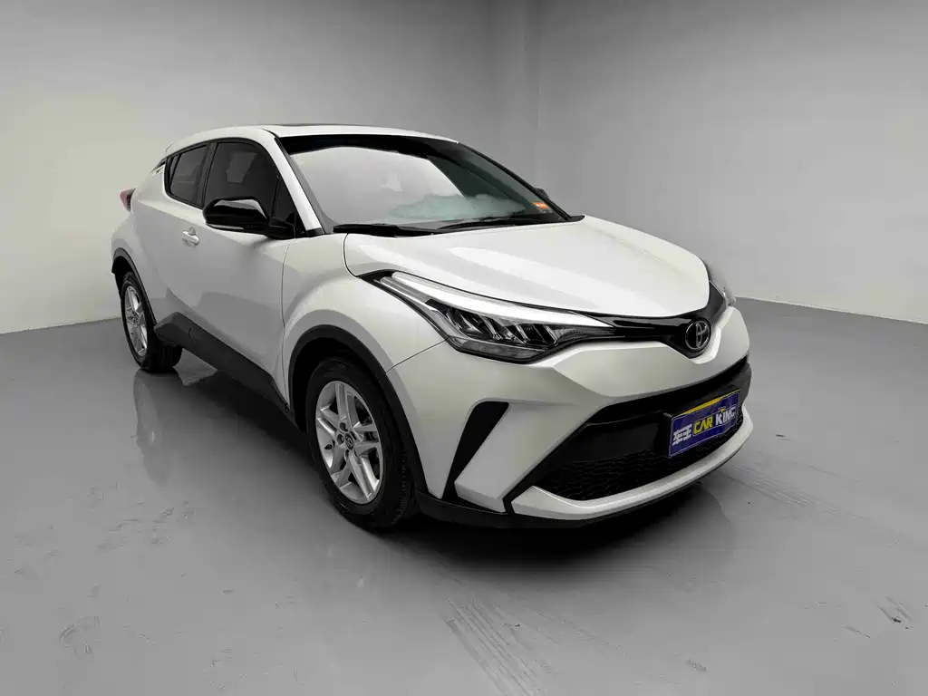 Toyota C-HR 2023 — фото 3