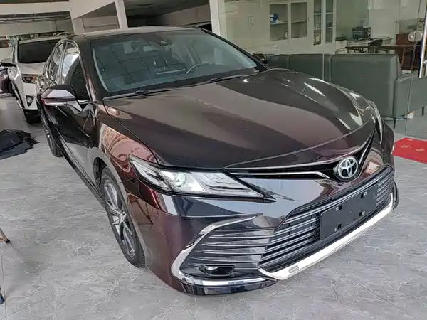 Toyota Camry 2021
