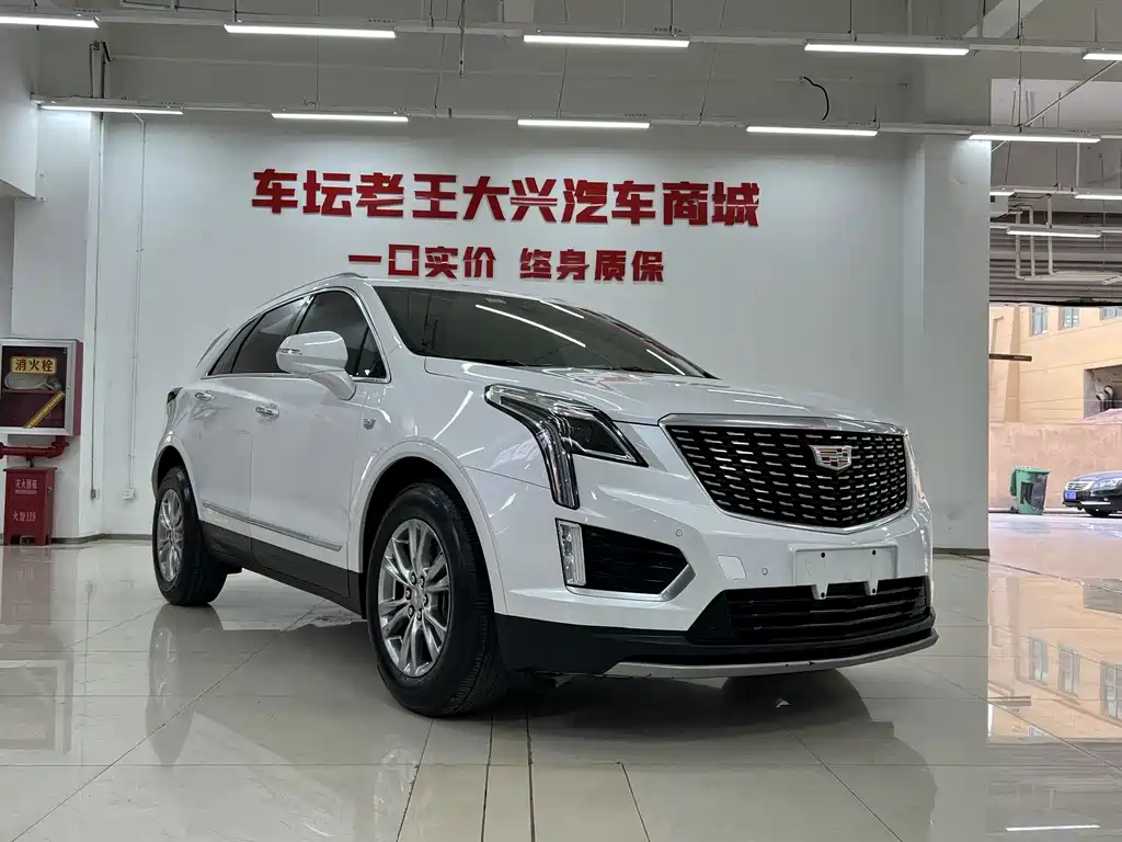 Cadillac XT5 2021 — фото 3