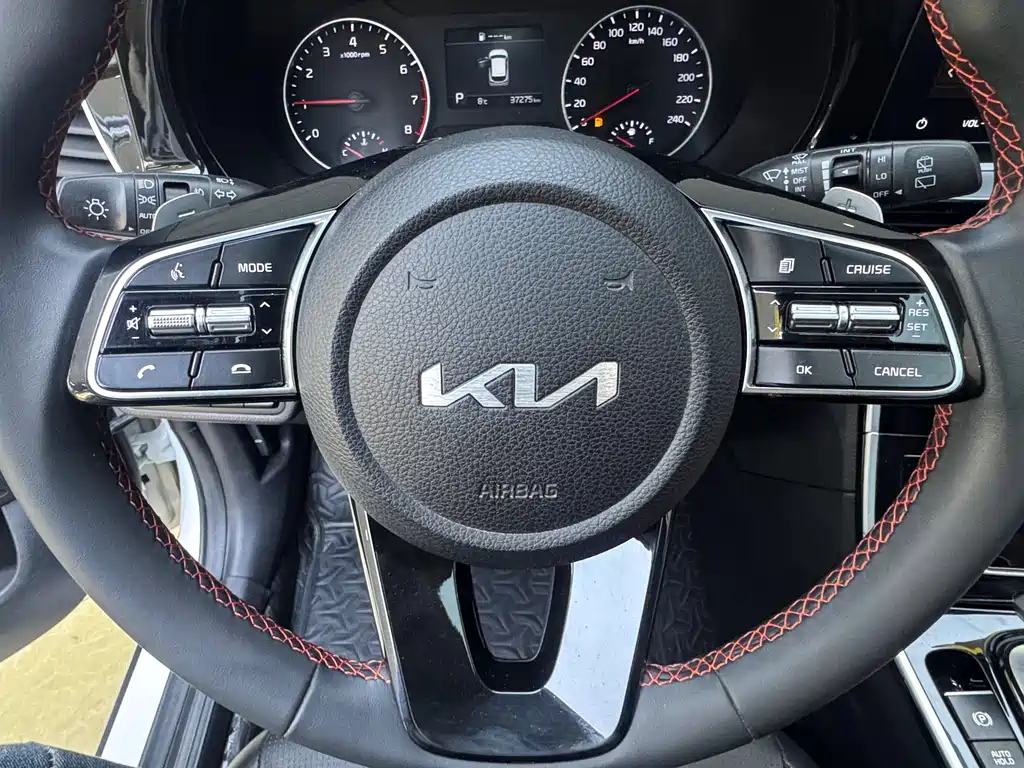 Kia KX3 2022 — фото 15