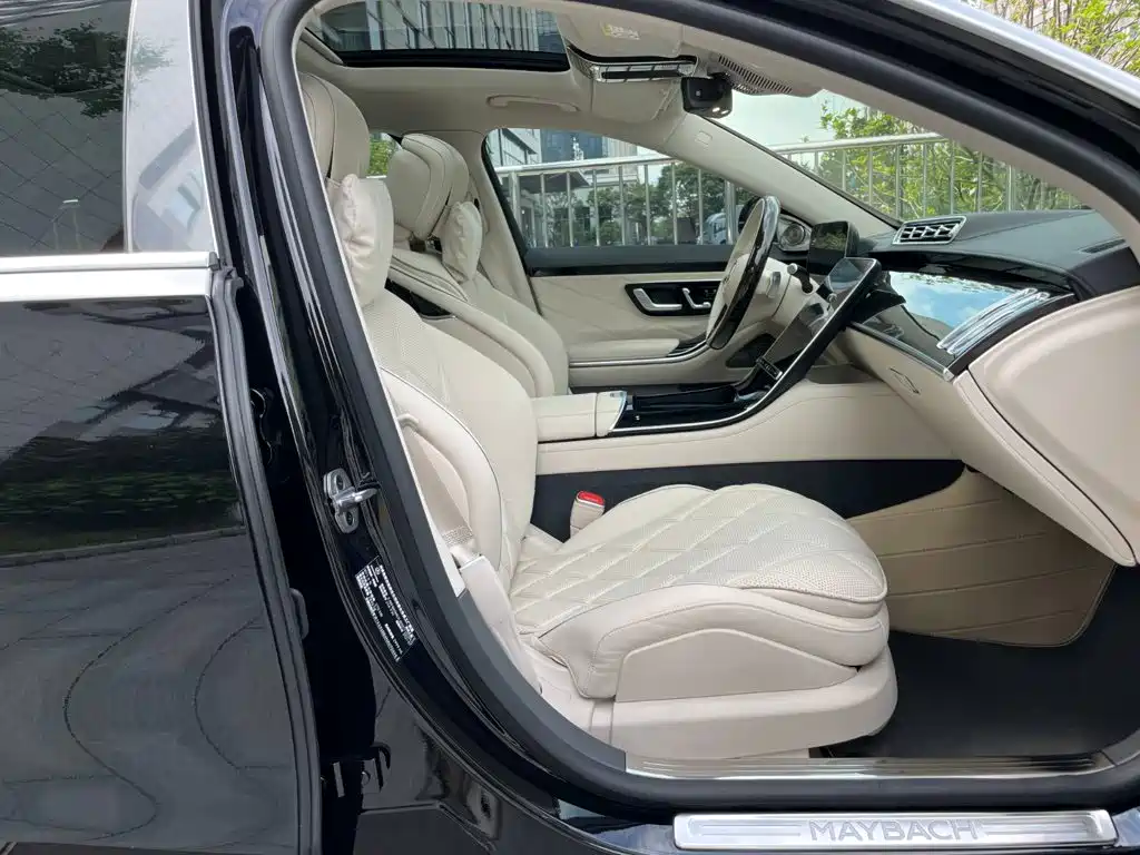 Mercedes-Benz Maybach S-Class 2022 — фото 21