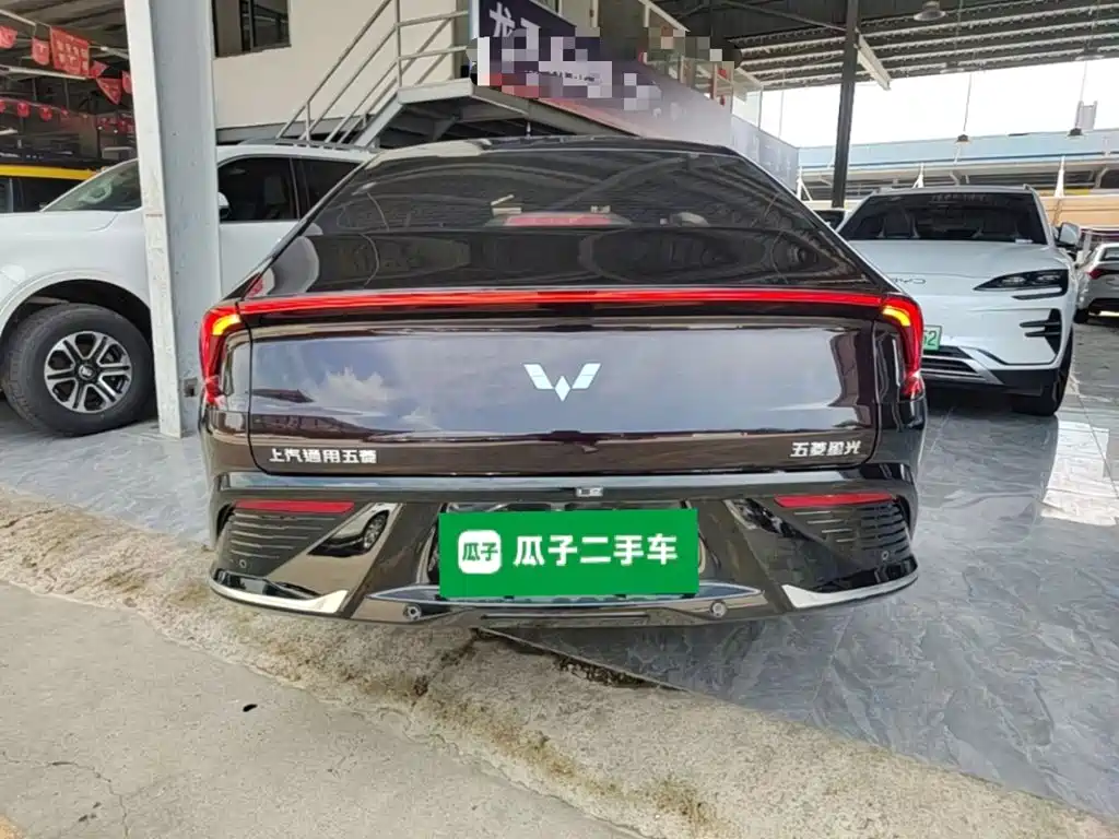 Wuling Starlight 2024