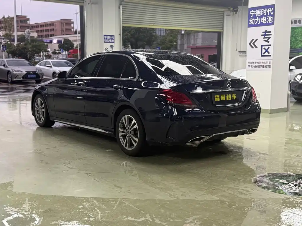 Mercedes-Benz C-Class 2019 — фото 10