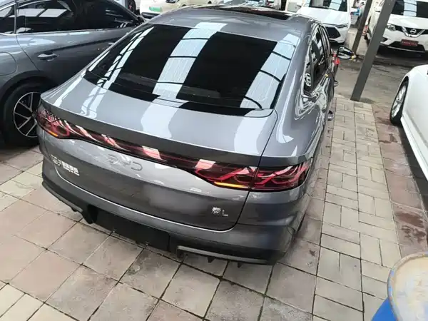 BYD Qin L 2024