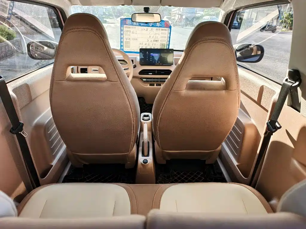 Geely Galaxy Panda 2023