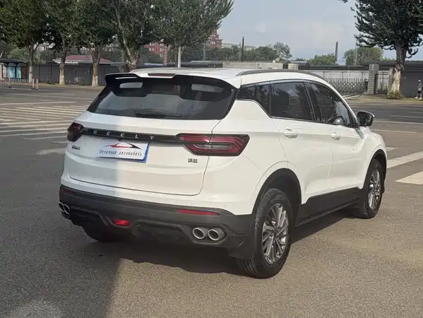 Geely Binyue 2022