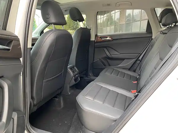 Volkswagen Tharu 2023