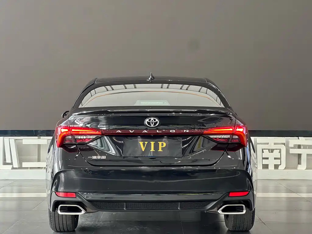 Toyota Avalon 2023 — фото 23