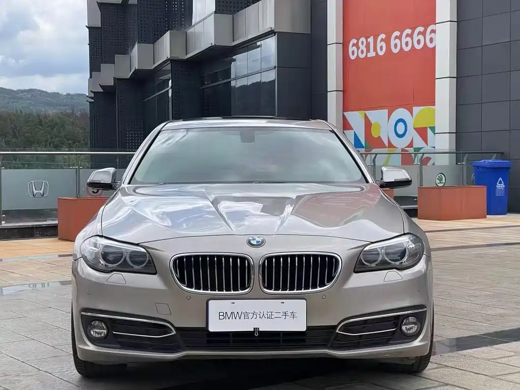 BMW 5 Series 2016 — фото 2