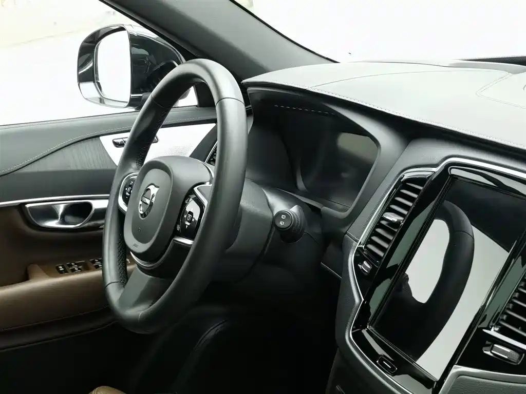 Volvo XC90 PHEV 2023 — фото 22