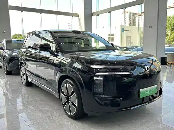 Denza N8L 2025