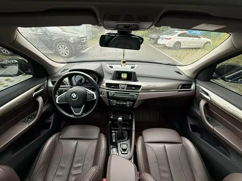 BMW X1 2019 — фото 14