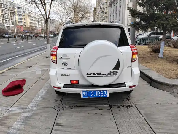 Toyota RAV4 2009