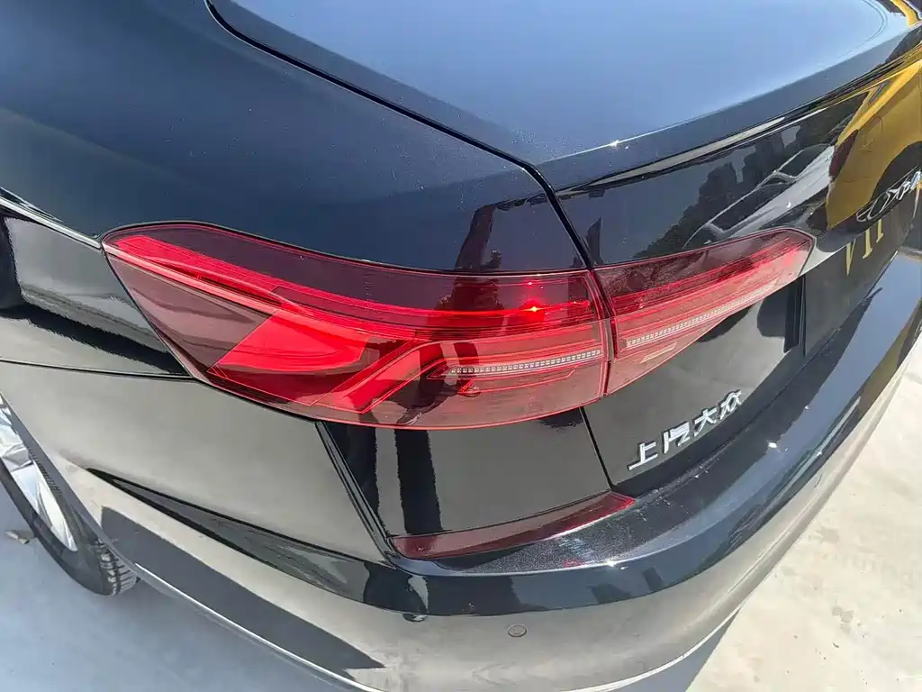 Volkswagen Passat 2021