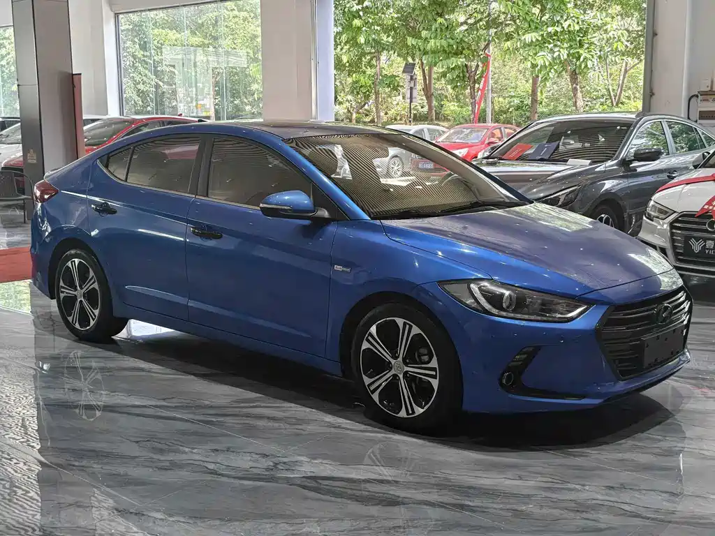Hyundai Celesta 2017 — фото 4