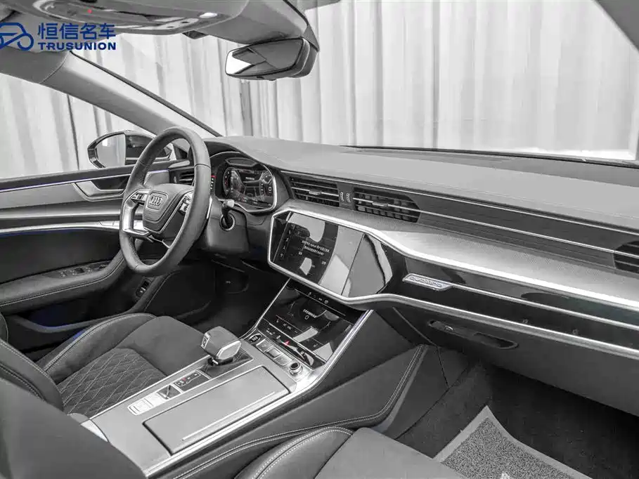 Audi A7L 2025 — фото 14