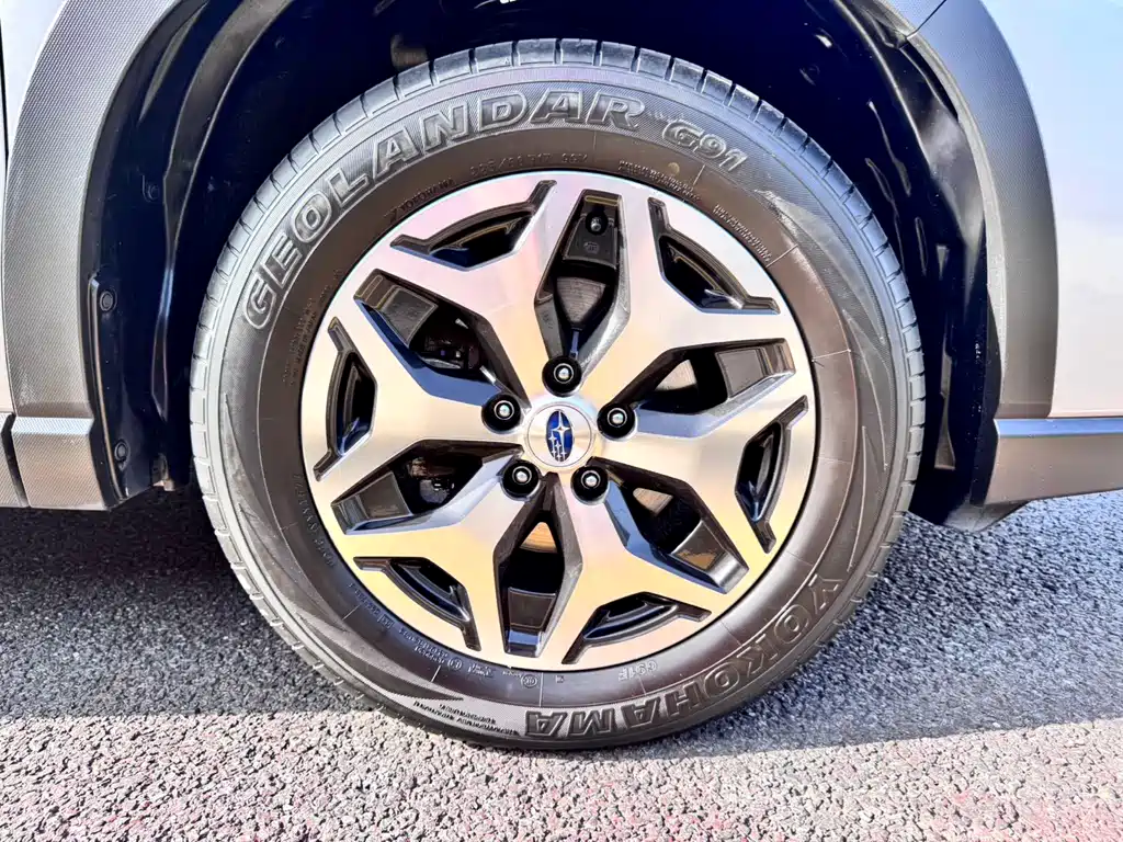 Subaru Forester 2022 — фото 15