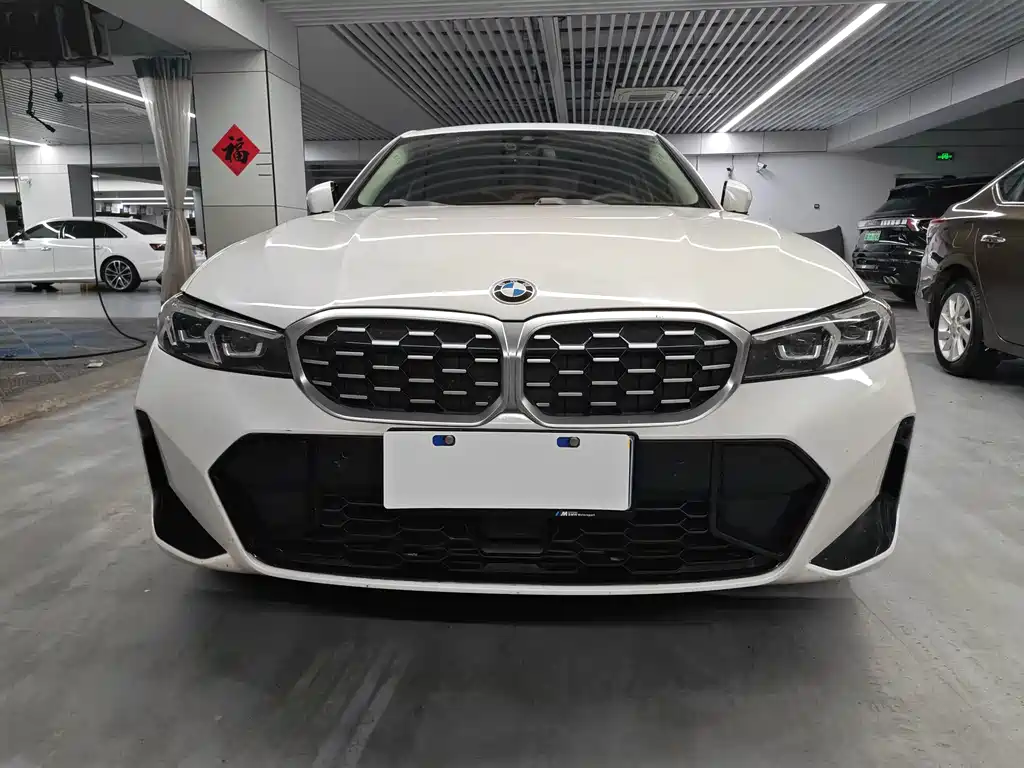 BMW 3 Series 2025 — фото 2