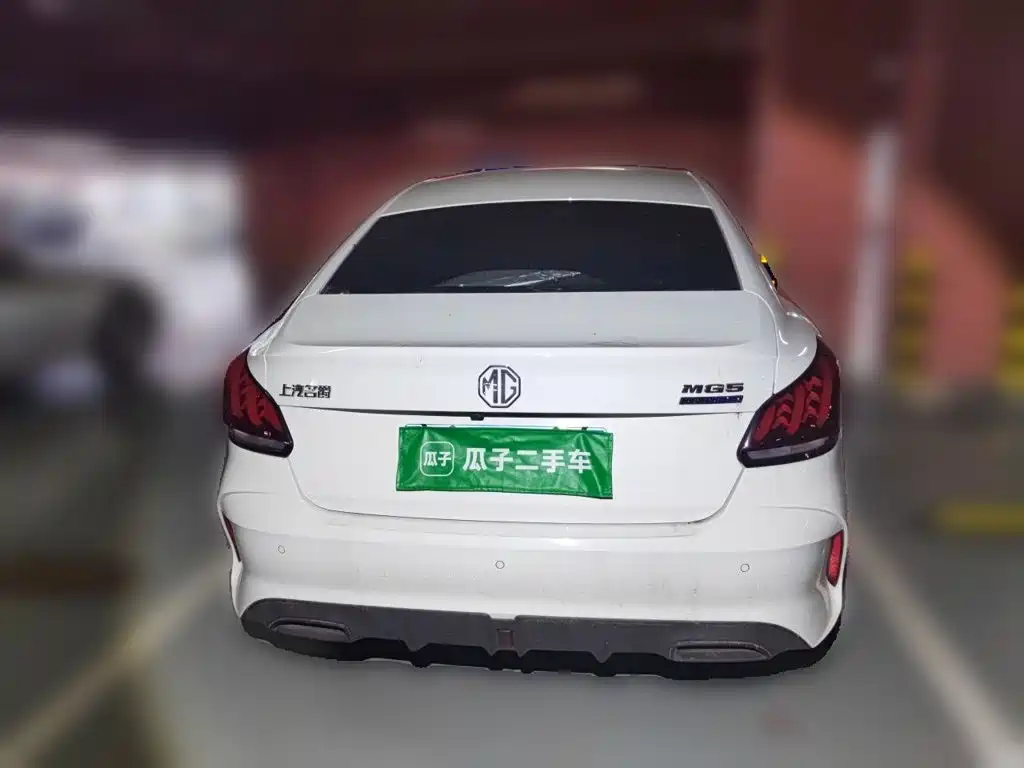 MG MG5 2025