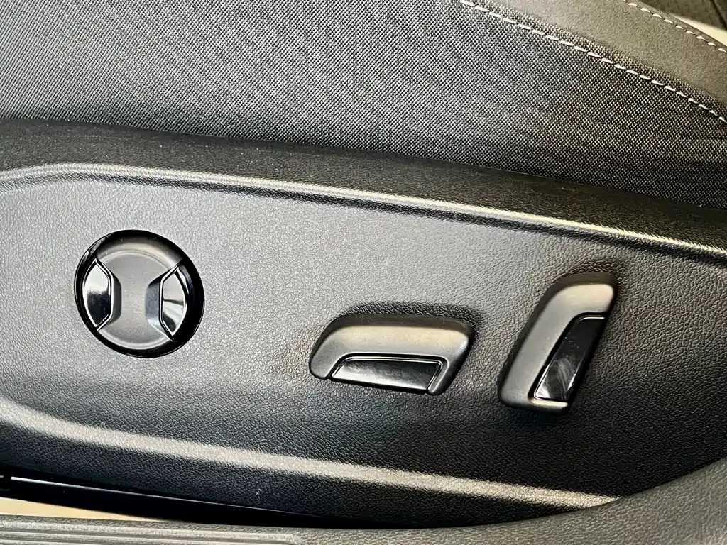 Volkswagen Golf 2024 — фото 14