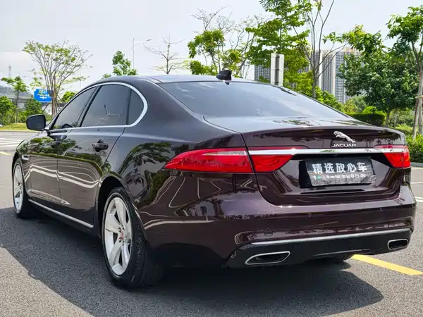 Jaguar XFL 2018