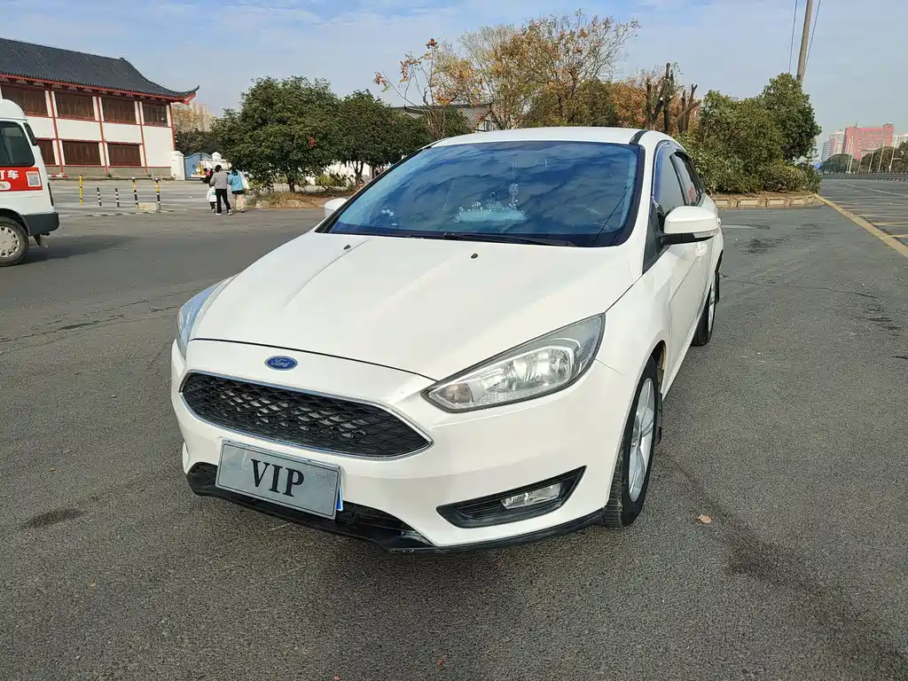 Ford Focus 2016 — фото 1