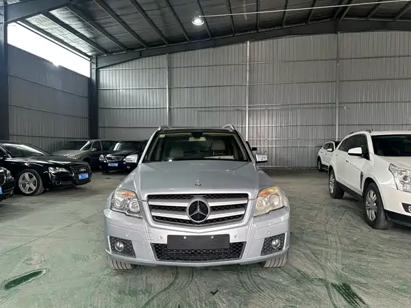 Mercedes-Benz GLK-Class 2011