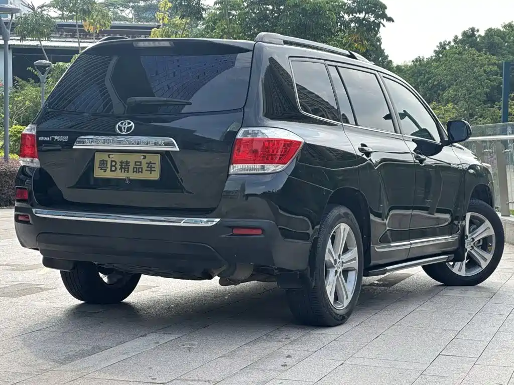 Toyota Highlander 2014 — фото 6