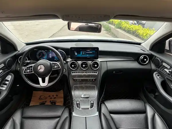 Mercedes-Benz C-Class 2019