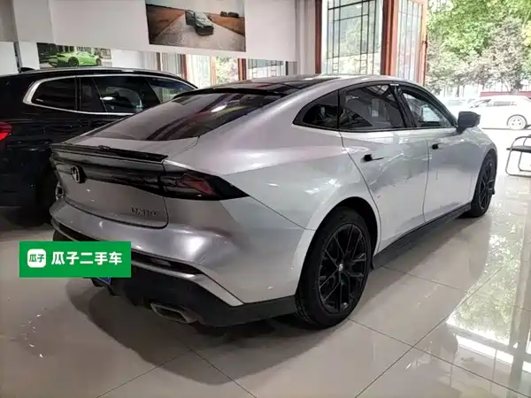 Changan UNI-V 2024