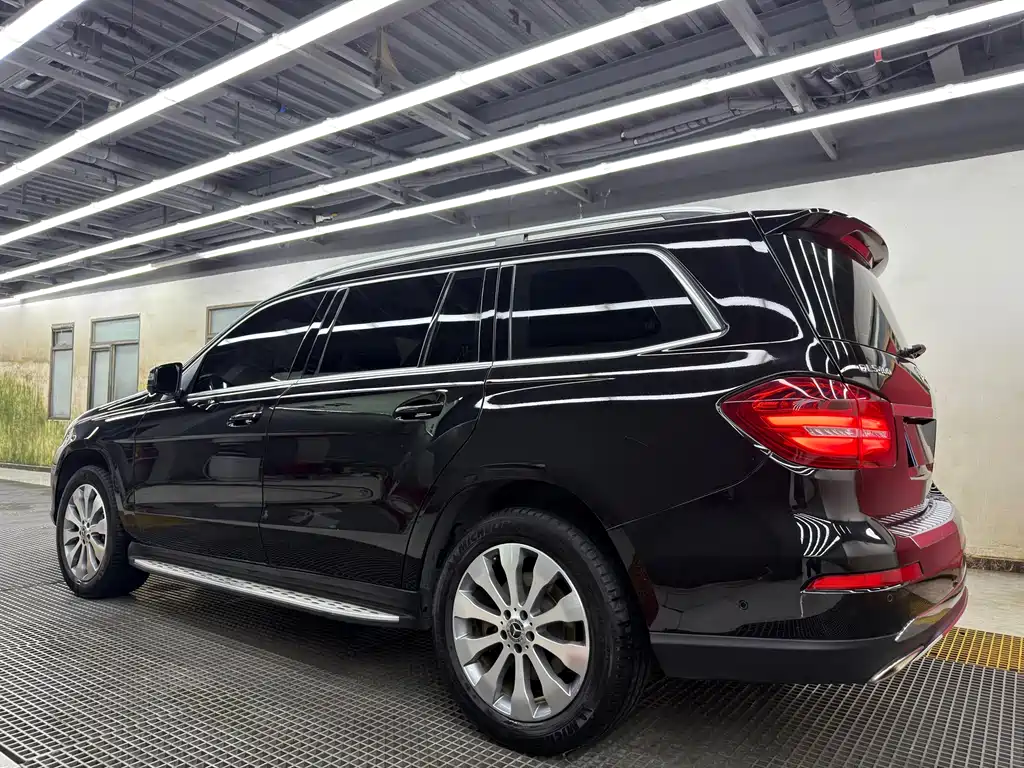 Mercedes-Benz GLS 2017 — фото 4