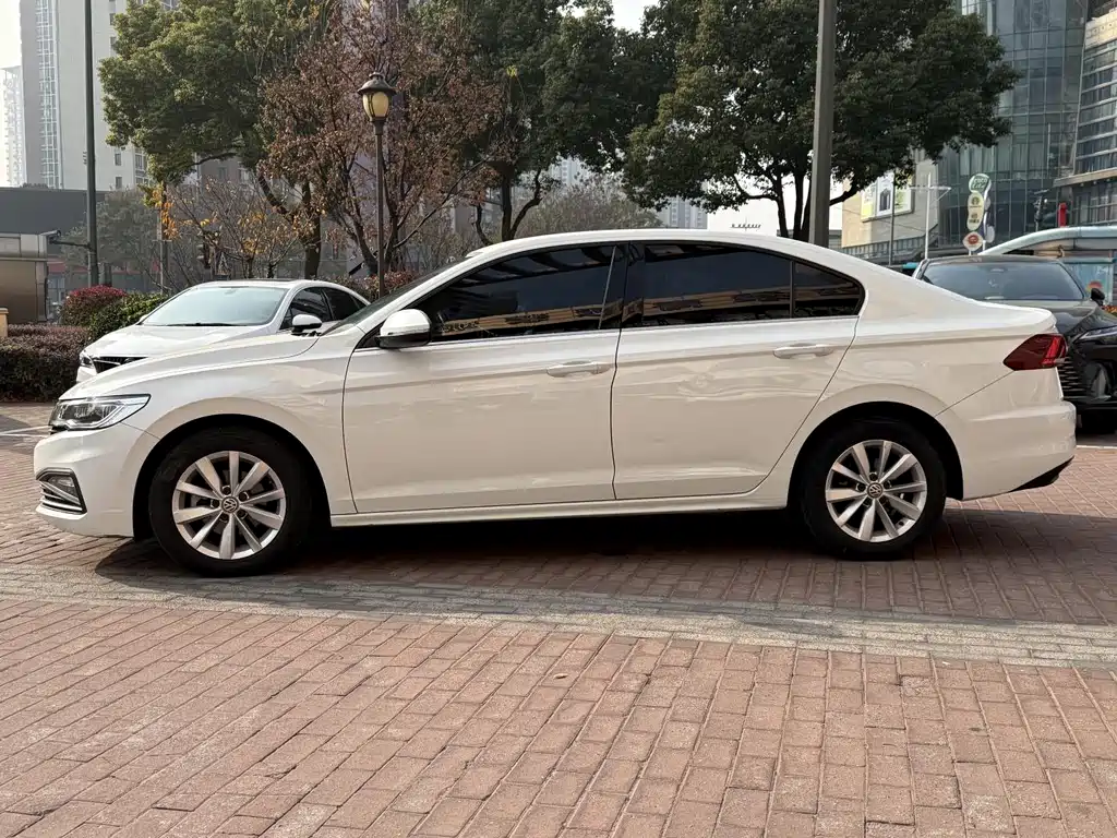Volkswagen Bora 2020