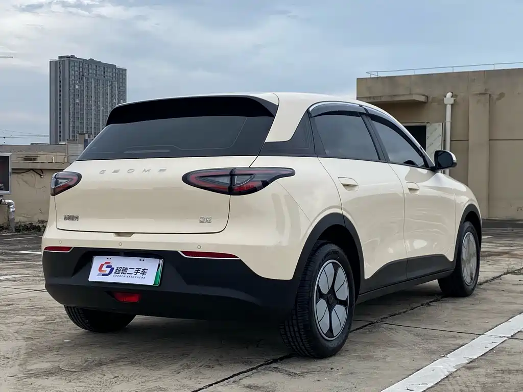 Geely Galaxy Starwish 2026 — фото 2