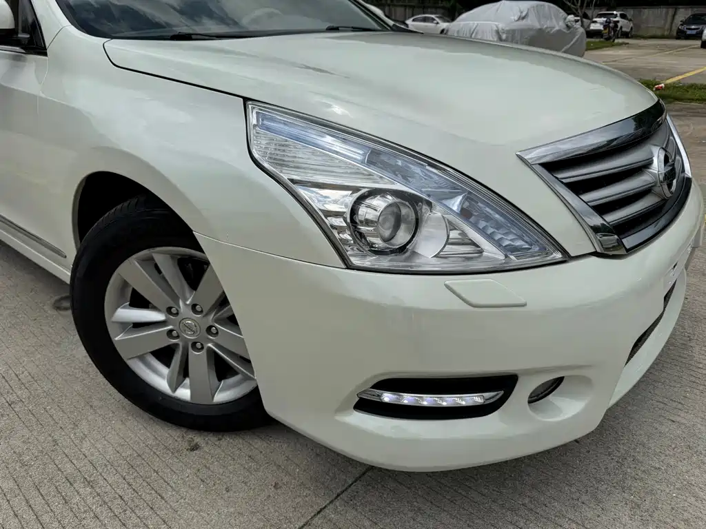 Nissan Teana 2011 — фото 21
