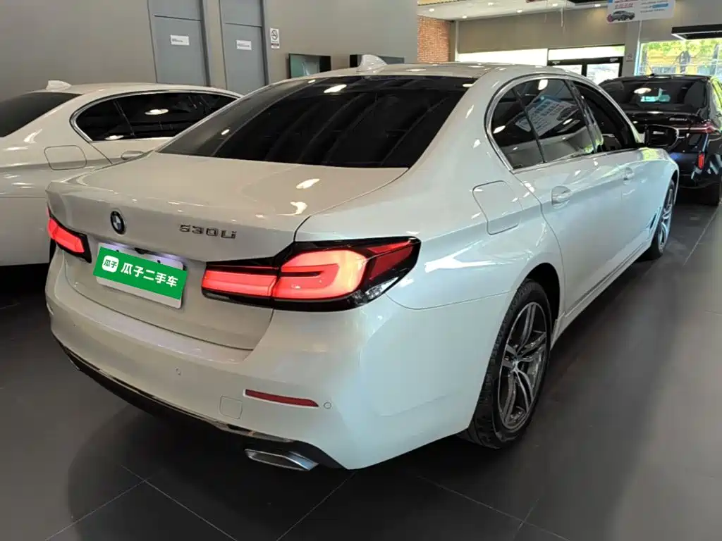 BMW 5 Series 2023
