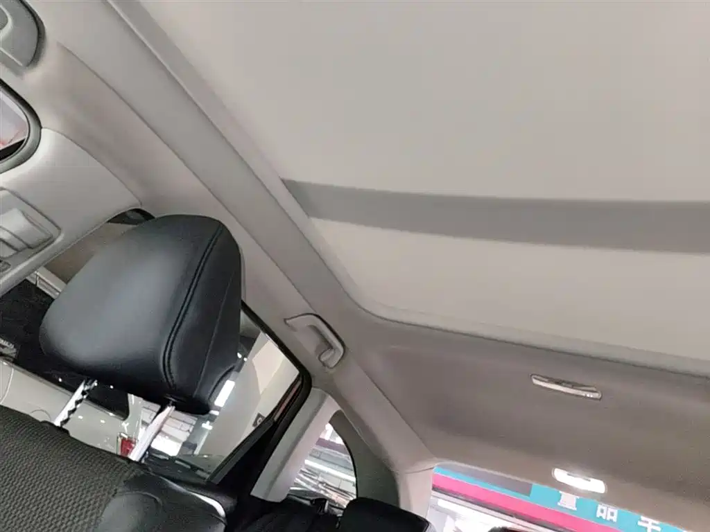 Honda Jade 2018 — фото 18