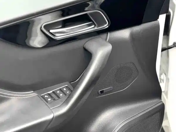 Jaguar F-PACE 2019