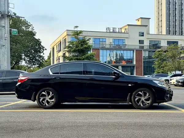 Honda Accord 2018