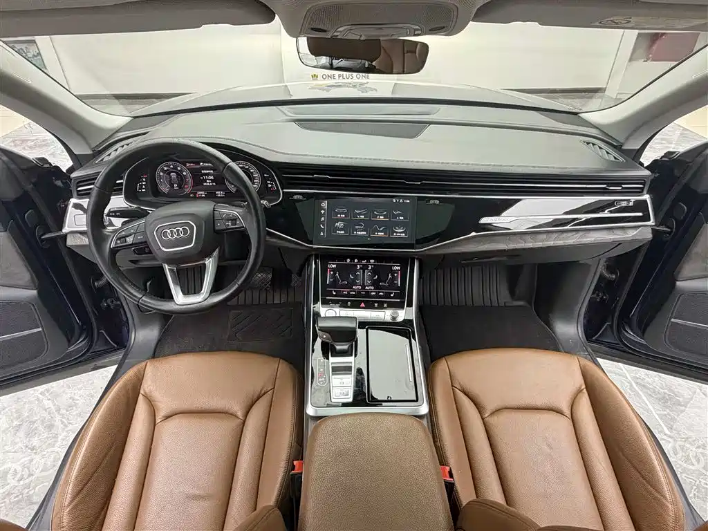Audi Q8 2019 — фото 11