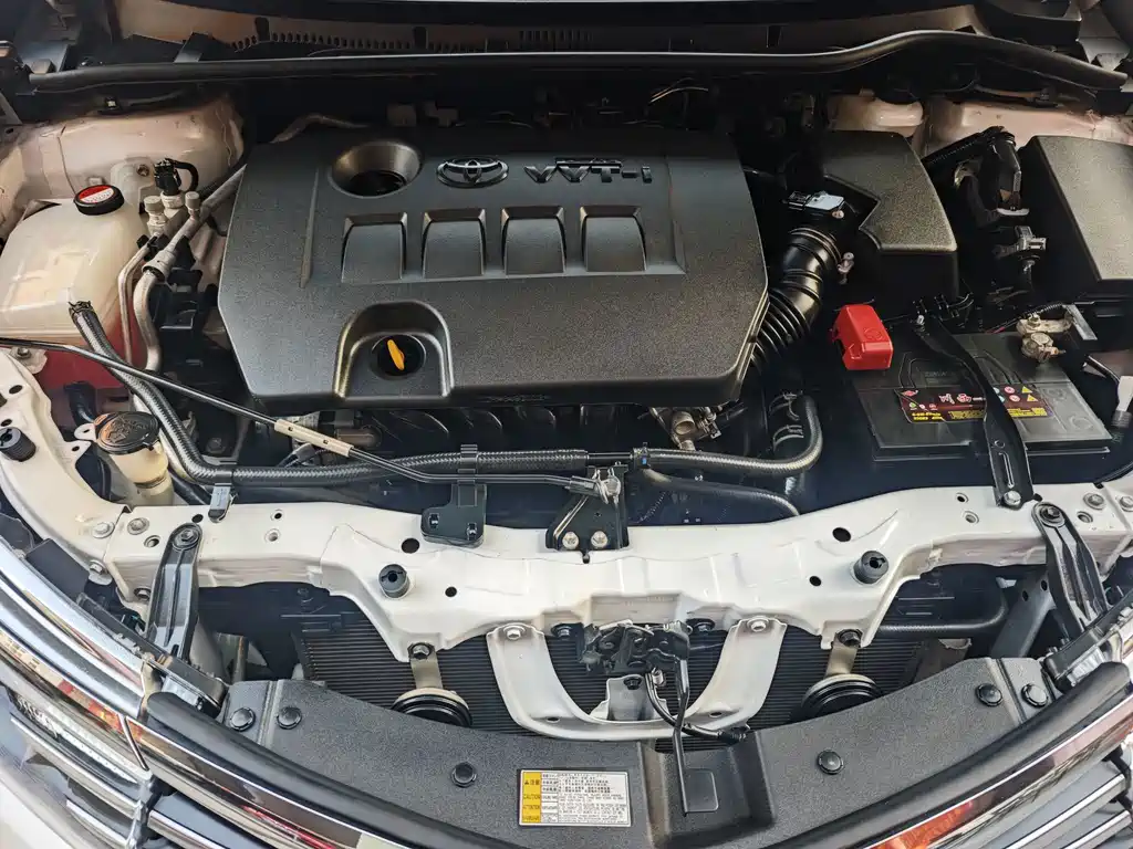 Toyota Corolla 2015 — фото 20