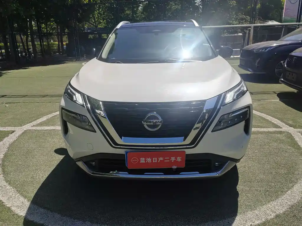 Nissan X-Trail 2021 — фото 1