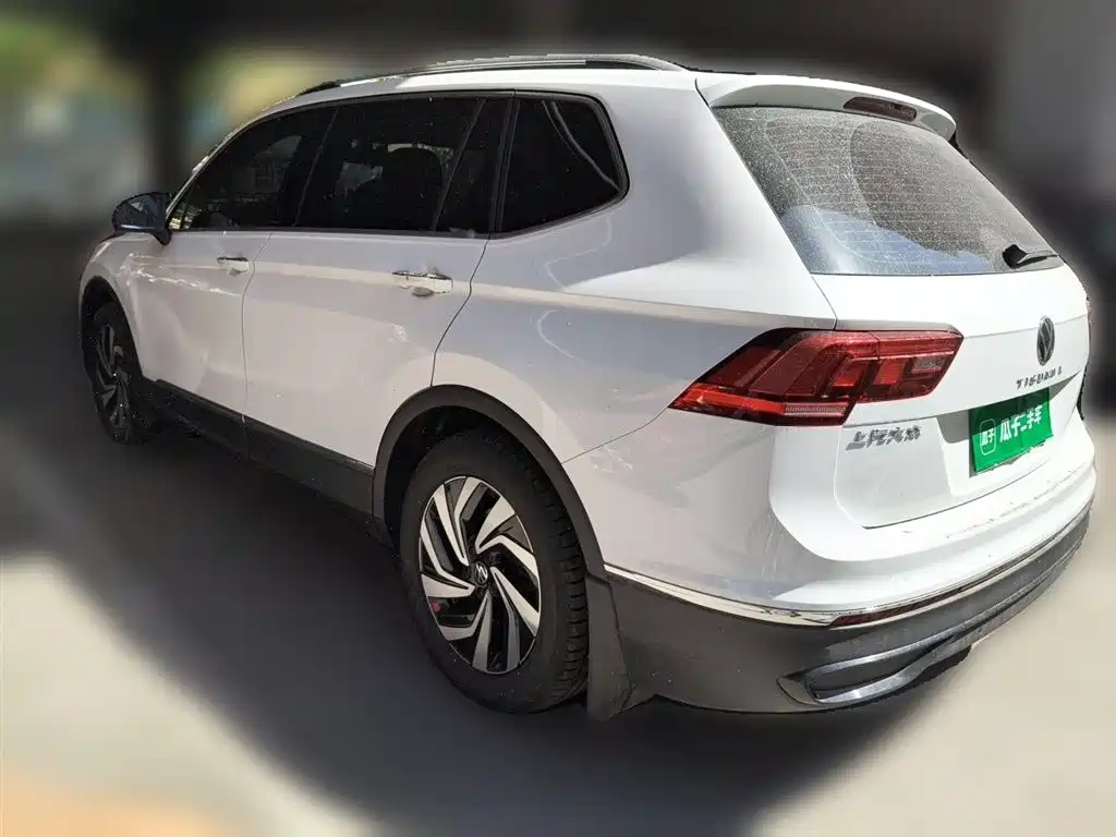 Volkswagen Tiguan L 2025 — фото 4
