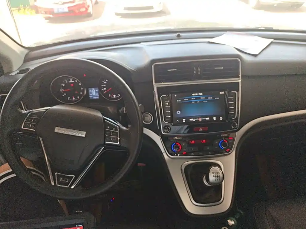 Haval M6 2019 — фото 10