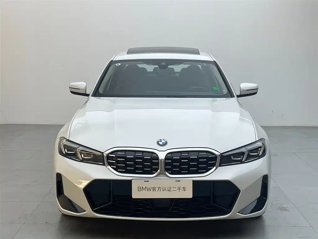 BMW 3 Series 2025