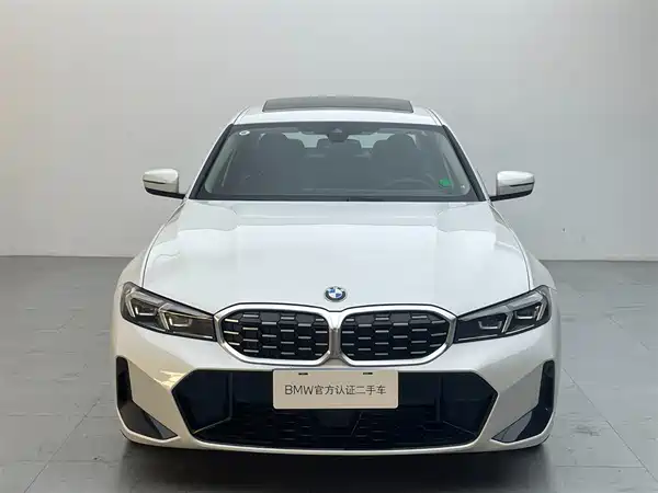 BMW 3 Series 2025