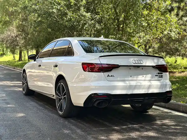 Audi A4L 2024