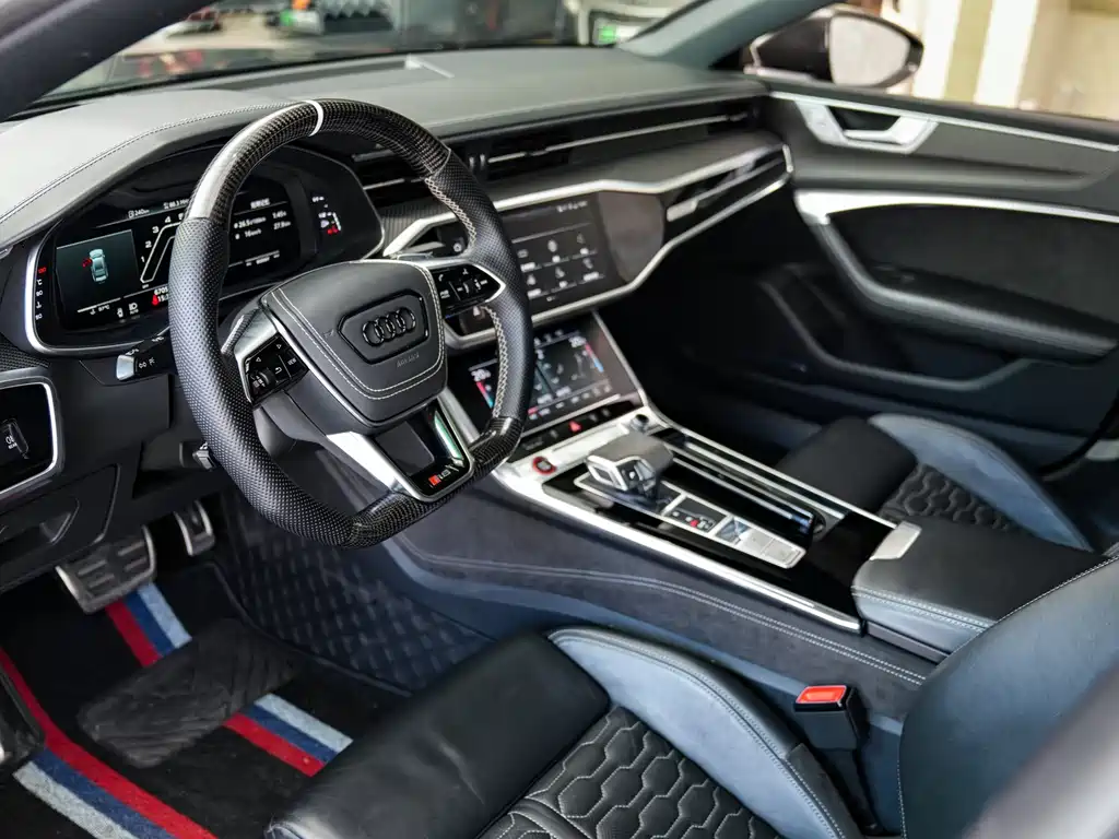 Audi RS 7 2021 — фото 9